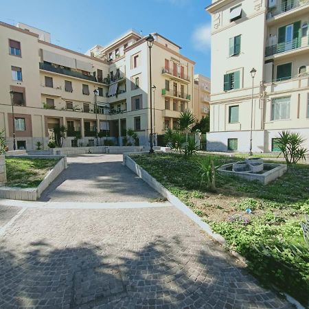 Come A Casa Pretty Apartment Lido di Ostia Exteriör bild