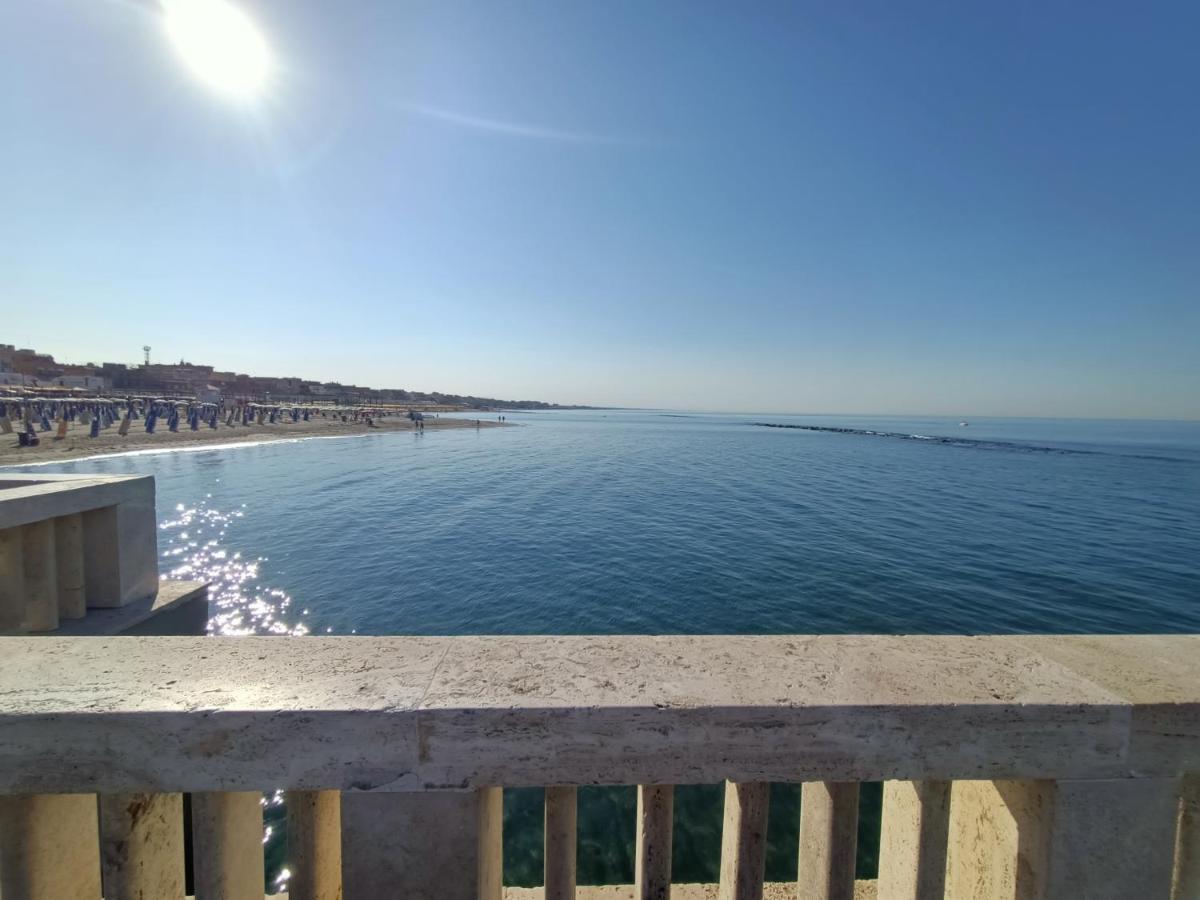 Come A Casa Pretty Apartment Lido di Ostia Exteriör bild