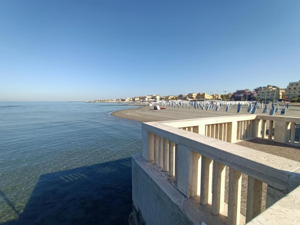 Come A Casa Pretty Apartment Lido di Ostia Exteriör bild